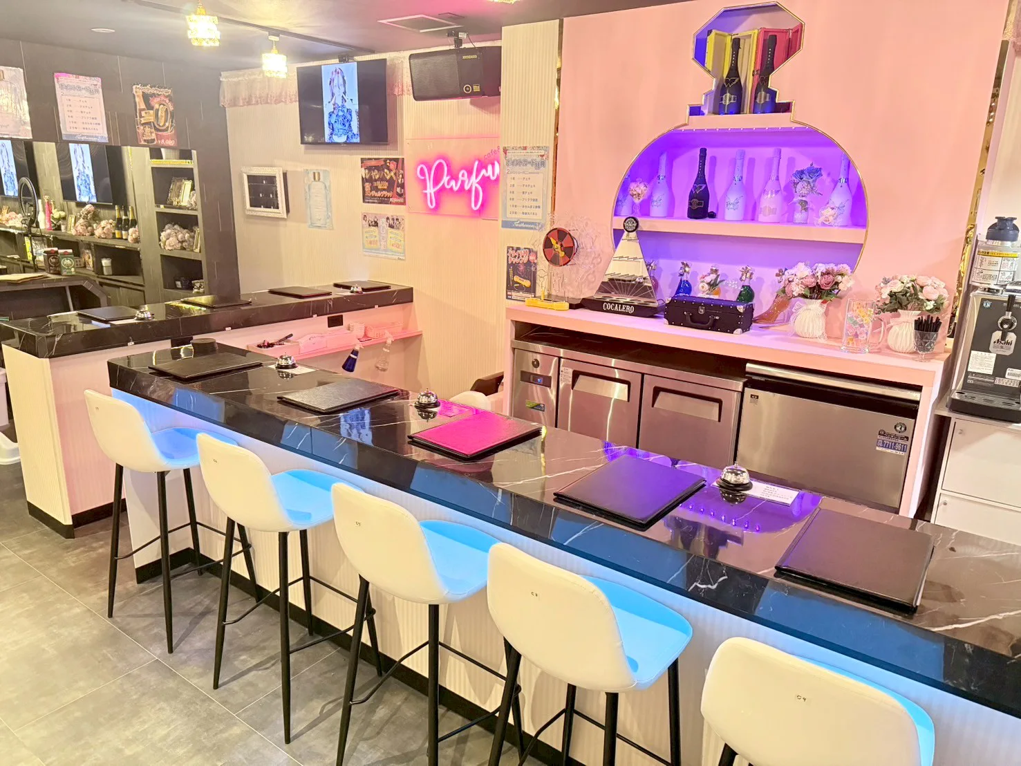 PARFUN大阪店 店内
